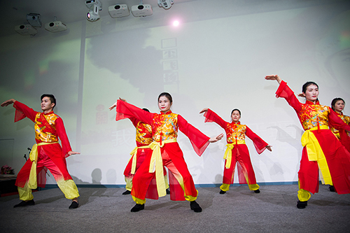 2019年會(huì)  后市場(chǎng)振奮人心的歌伴舞 《精忠報(bào)國(guó)》